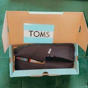 Black Toms Brand New size 9